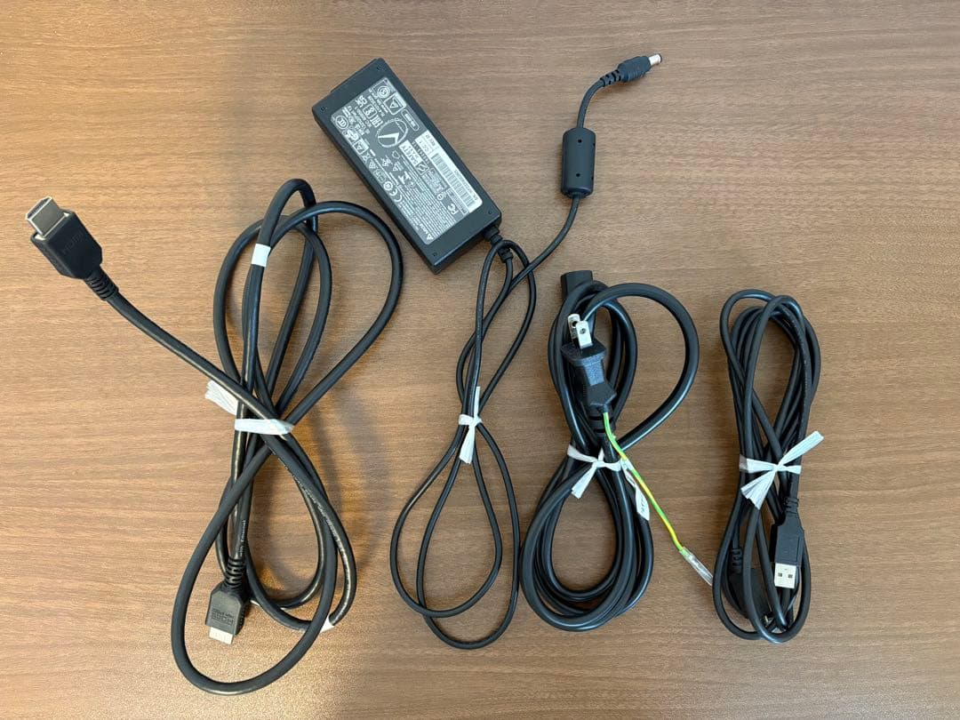 ワコム液タブ Wacom Cintiq 22 FHD(DTK2260K1D)