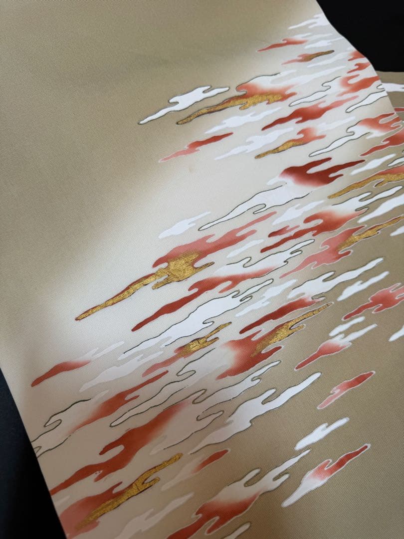 【銘品新品】京都老舗銘店「ゑり善」高級塩瀬帯 ベージュ色「褄霞文様」手描き友禅