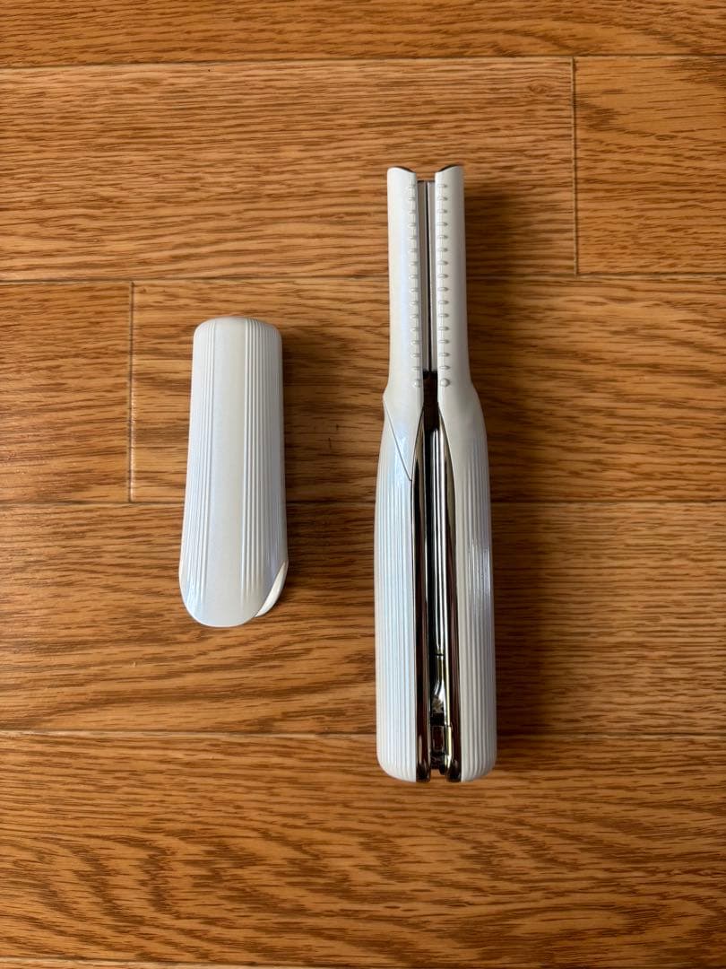 ReFa ヘアアイロン キャップ付き