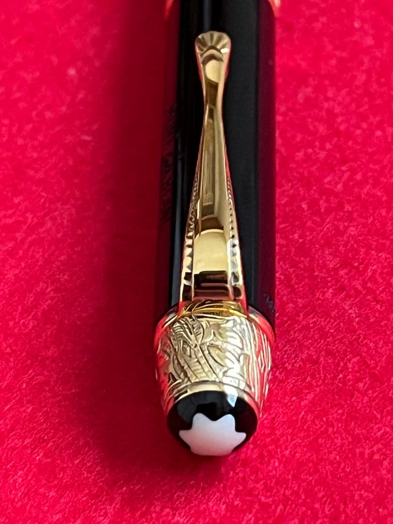 モンブランボールペン 作家シリーズ 1995年ボルテール❗️入手困難‼️