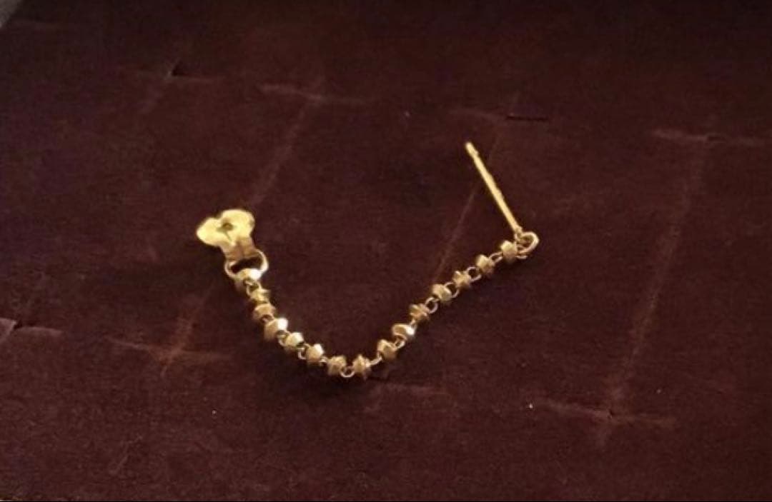 ete エテ グレイン フープ ピアス k18 片耳