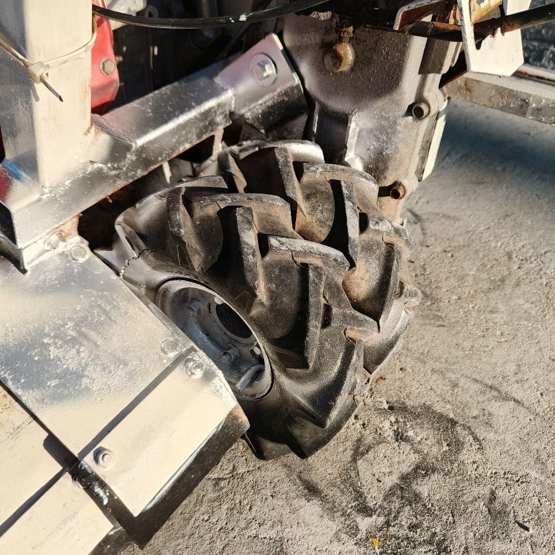 クボタ 自走式草刈機 ウィングモアMGC700　最大6馬力ロータリーモア　訳あり