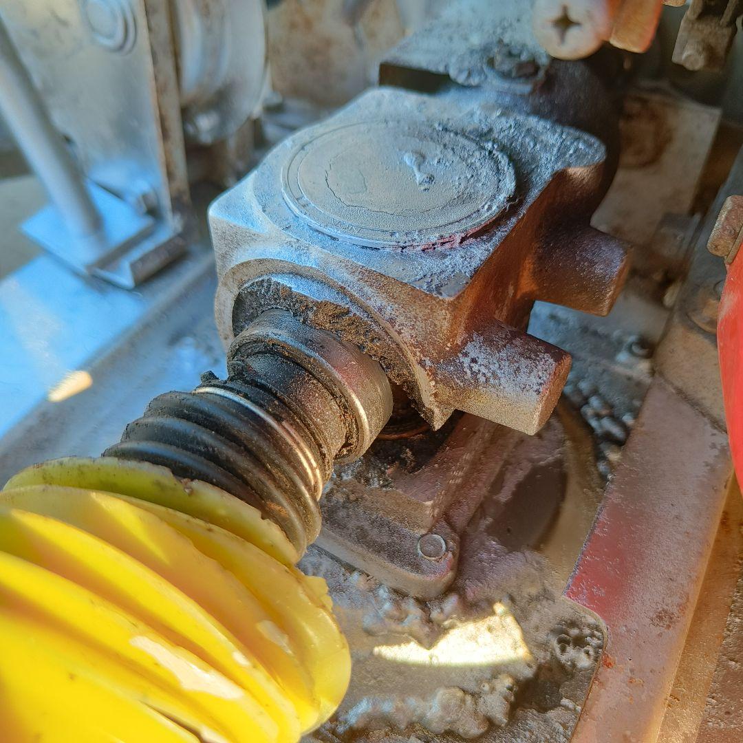 クボタ 自走式草刈機 ウィングモアMGC700　最大6馬力ロータリーモア　訳あり