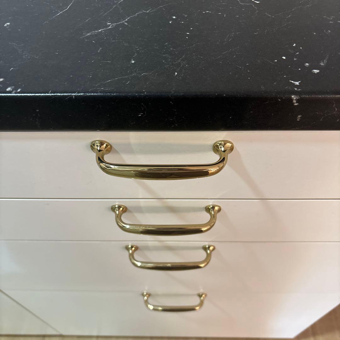 IKEA キッチン　棚　カップボード