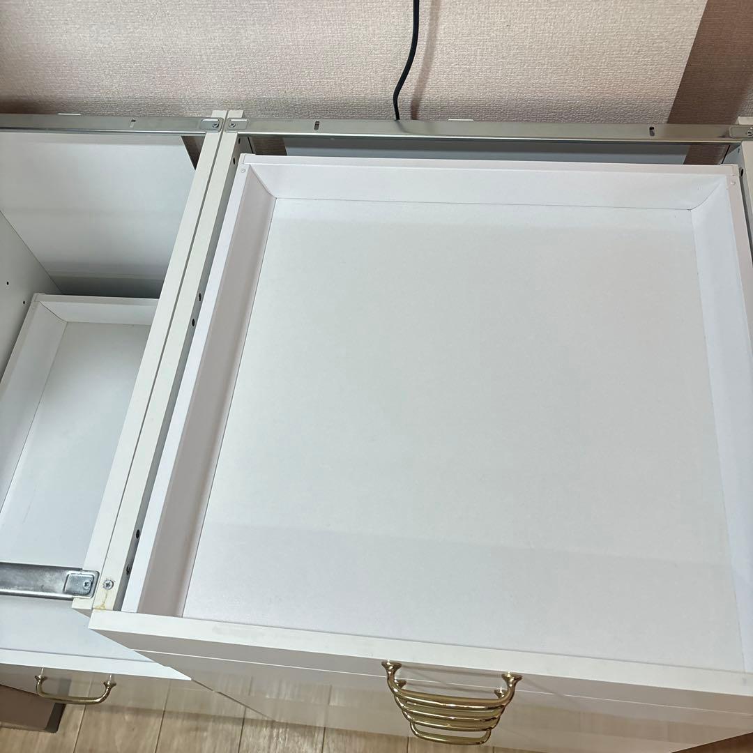 IKEA キッチン　棚　カップボード