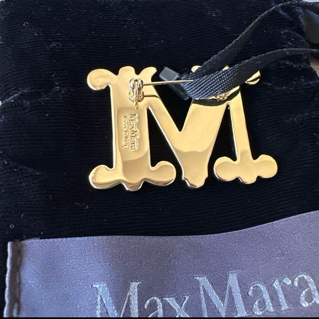 新品　マックスマーラ　クリスタルブローチ