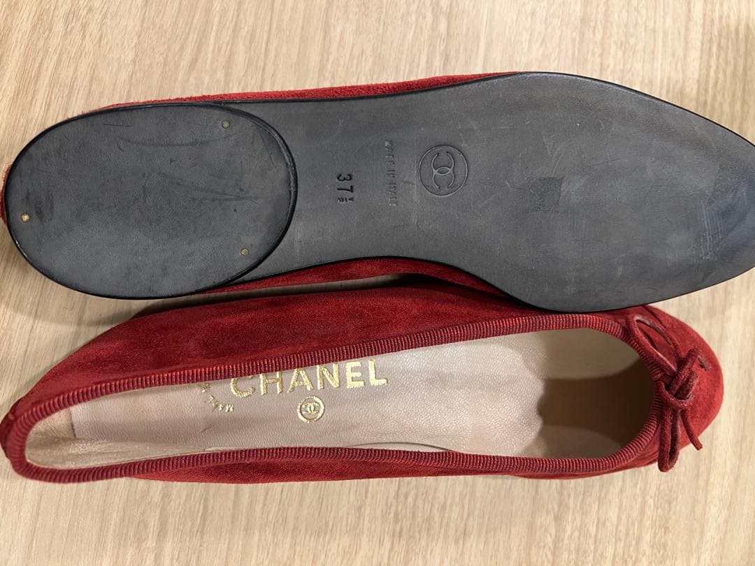 CHANEL レッド スエード フラットシューズ37ハーフ