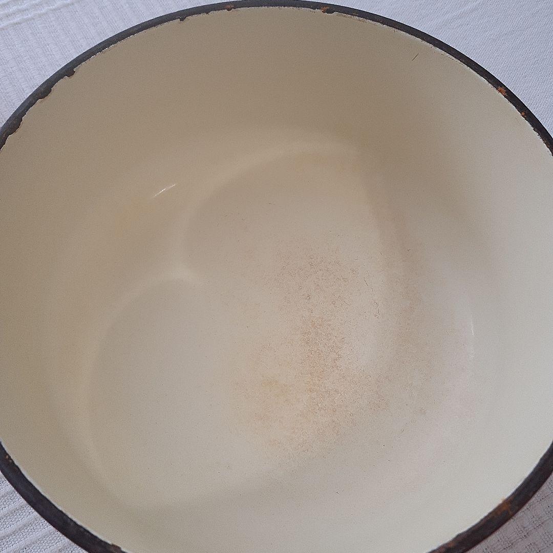 シャスール（CHASSEUR）ラウンドキャセロール☆22cm