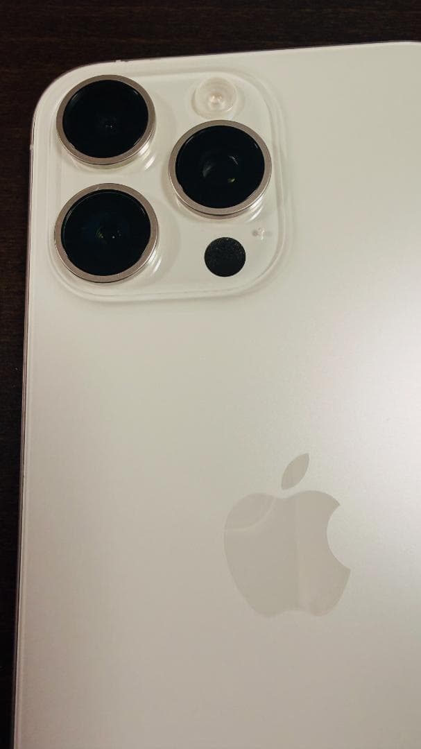 iphone 15 Pro Maxホワイトチタニウム　256GB　SIMフリー