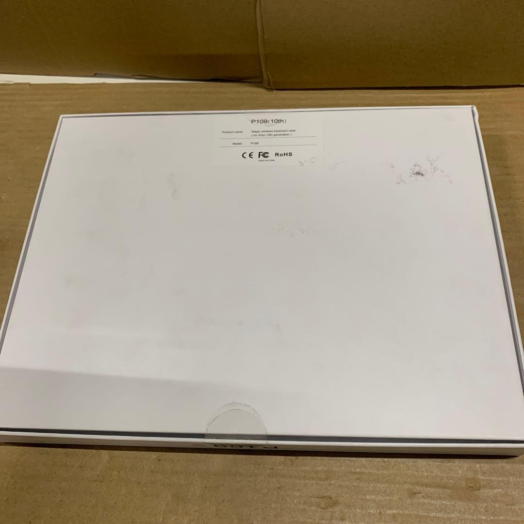 新品　マグネット式 iPad 10.9インチ キーボード ケース ホワイト
