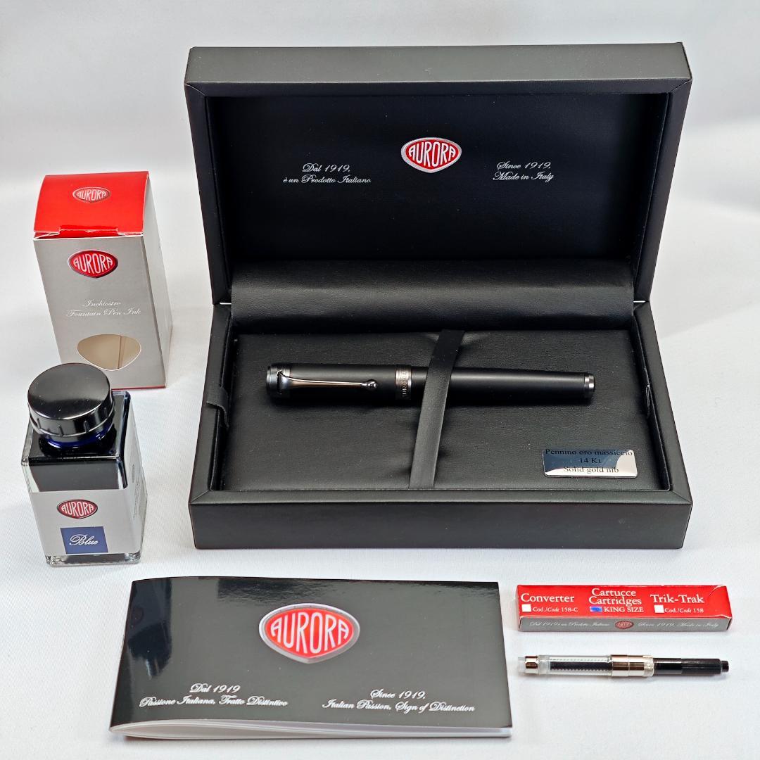 AURORA TALENTUM マットブラック万年筆 純正インク付