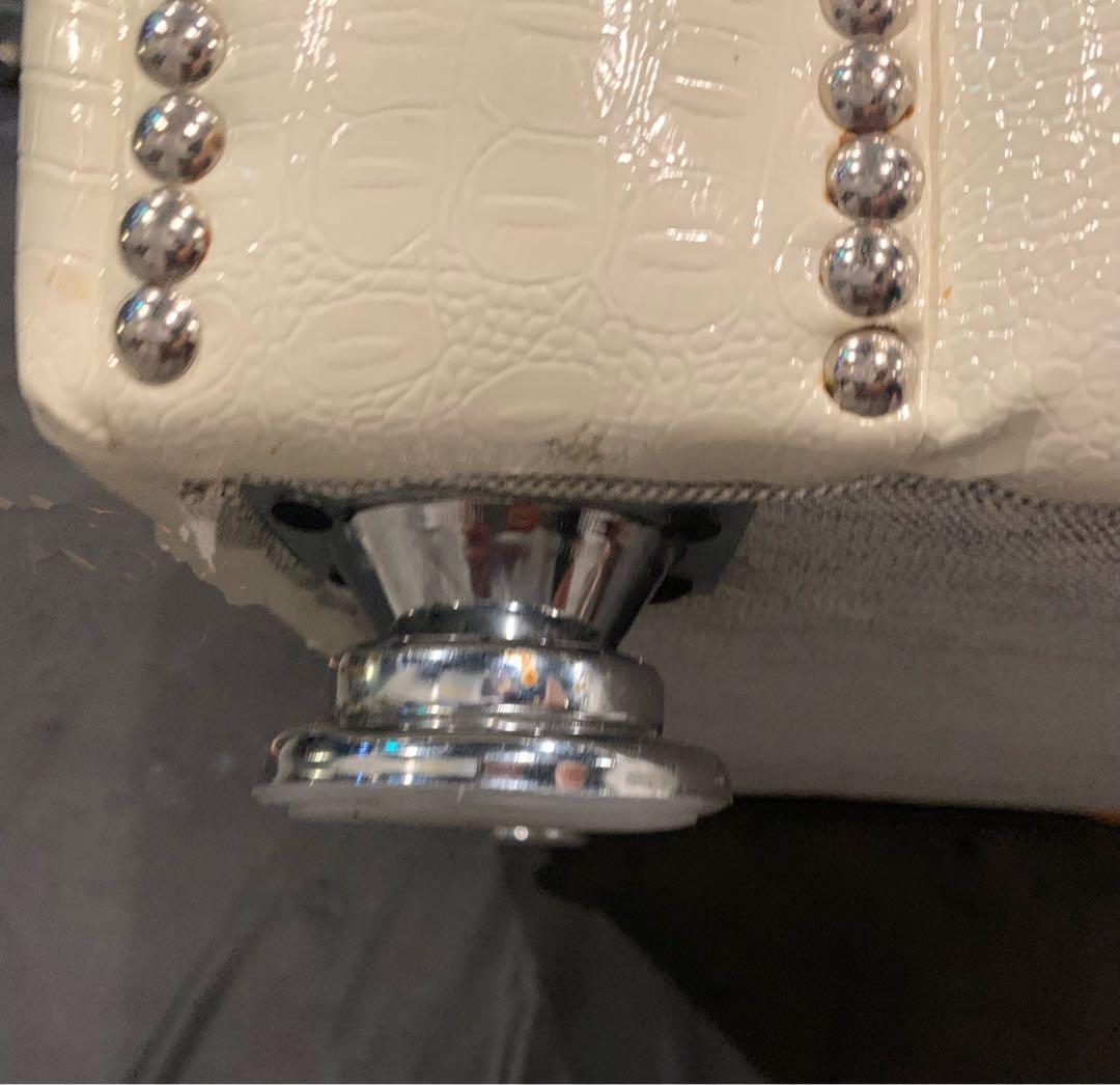 神奈川東京圏送料設置無料／チェスターフィールドラブソファ 2人掛け 幅180cm