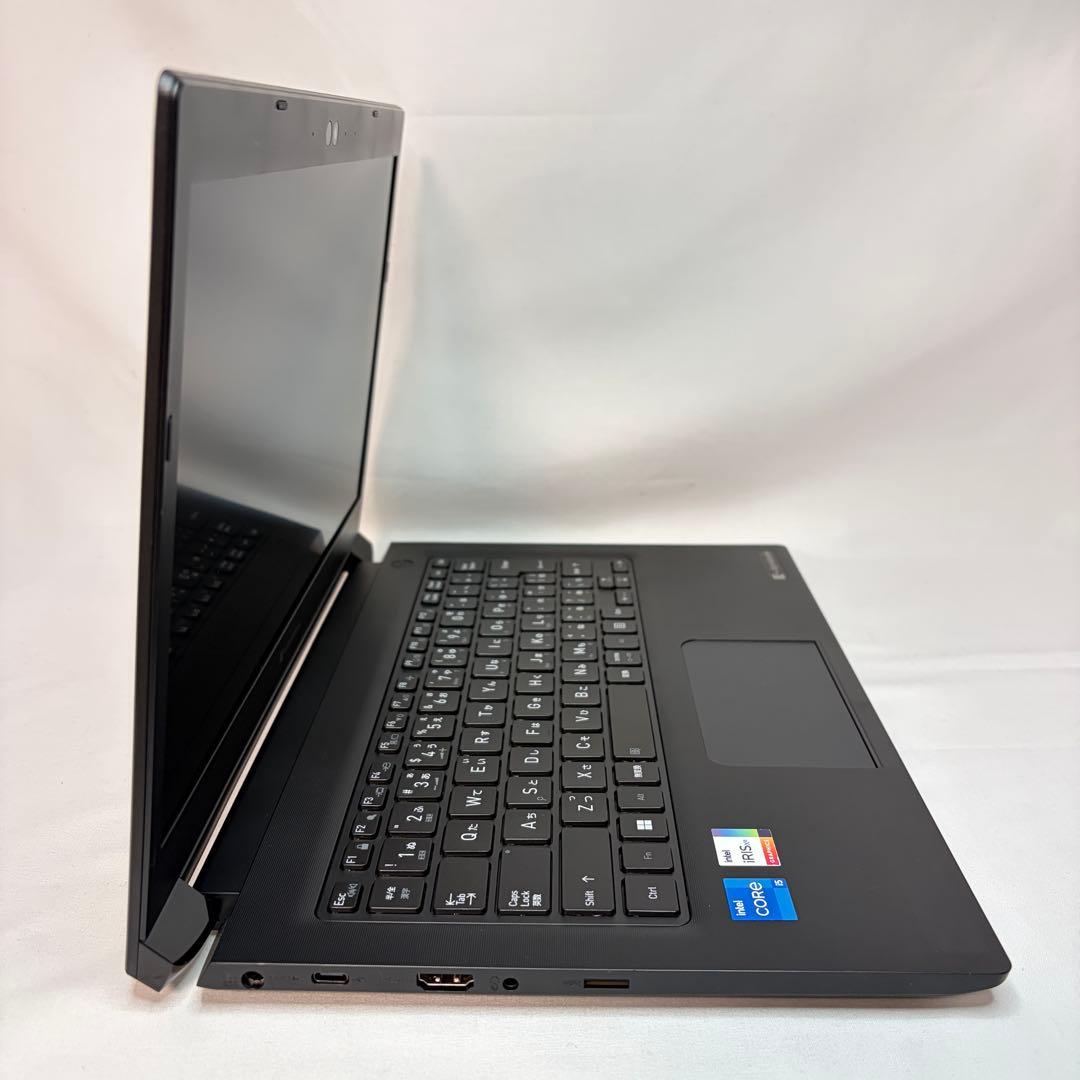 美品 dynabook S73/HU 11世代 i5 16GB FHD オフィス