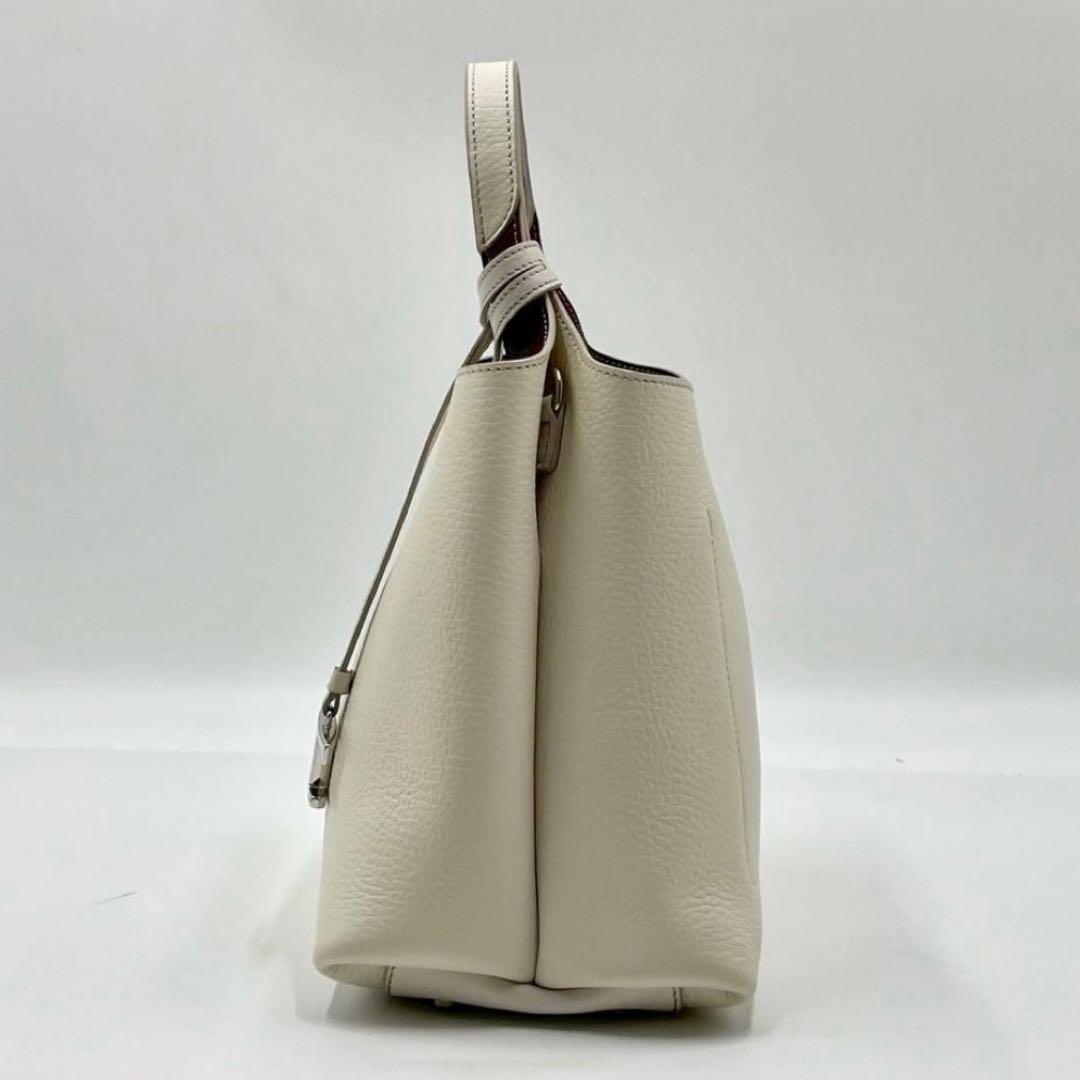 【美品】TOD's トッズTタイムレスマイクロ 2way アイボリー