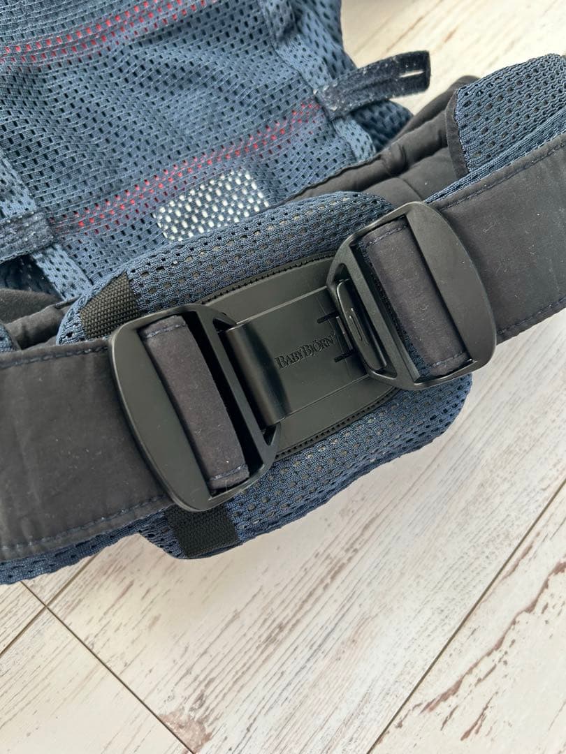 ベビービョルン　ベビーキャリアハーモニー　ネイビー メッシュ 抱っこ紐