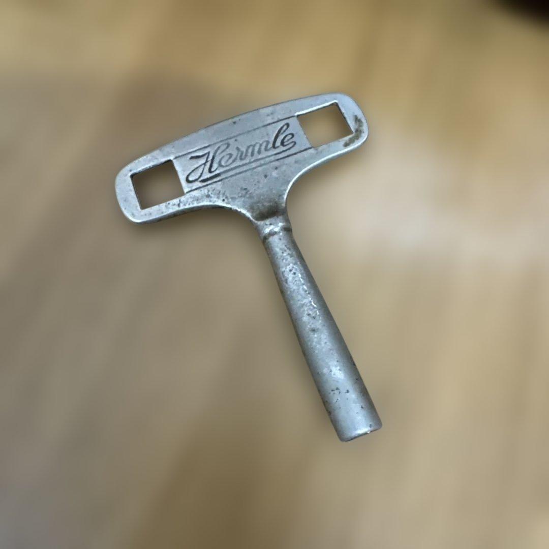 GERMANY Hermle ヘルムレ ゼンマイ式置時計 アンティ－ク