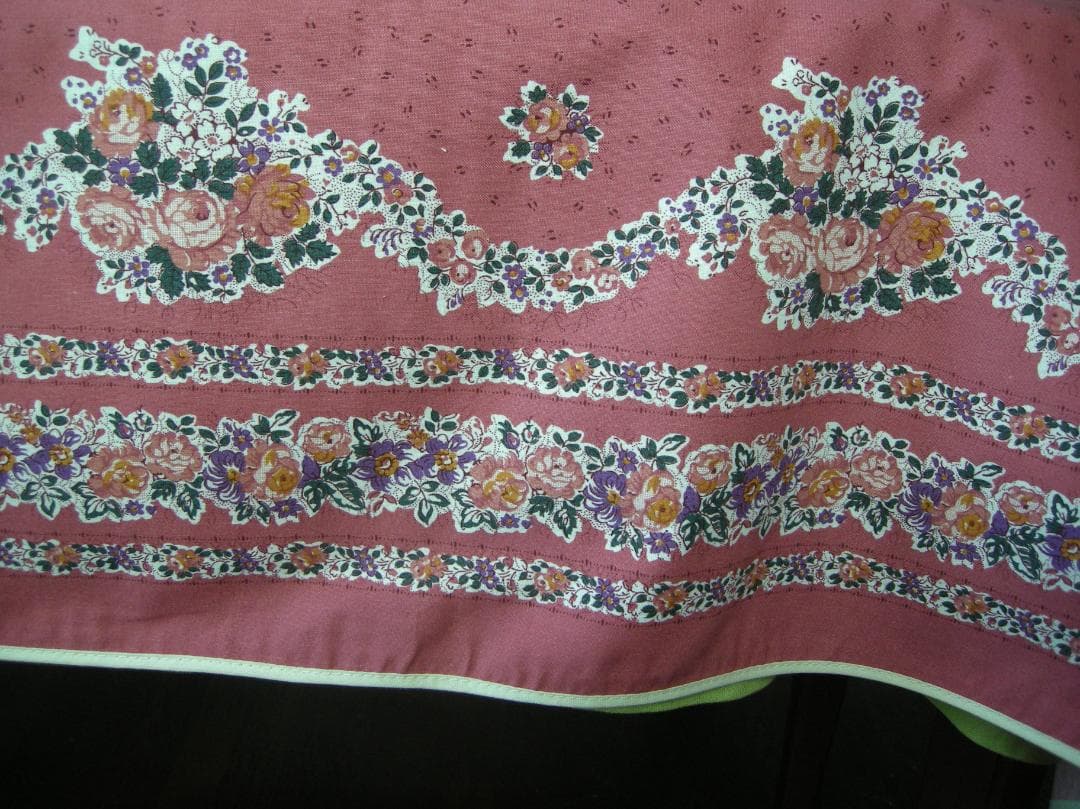 ソレイアード　SOULEIADO　テーブルクロス＋ナフキン4枚