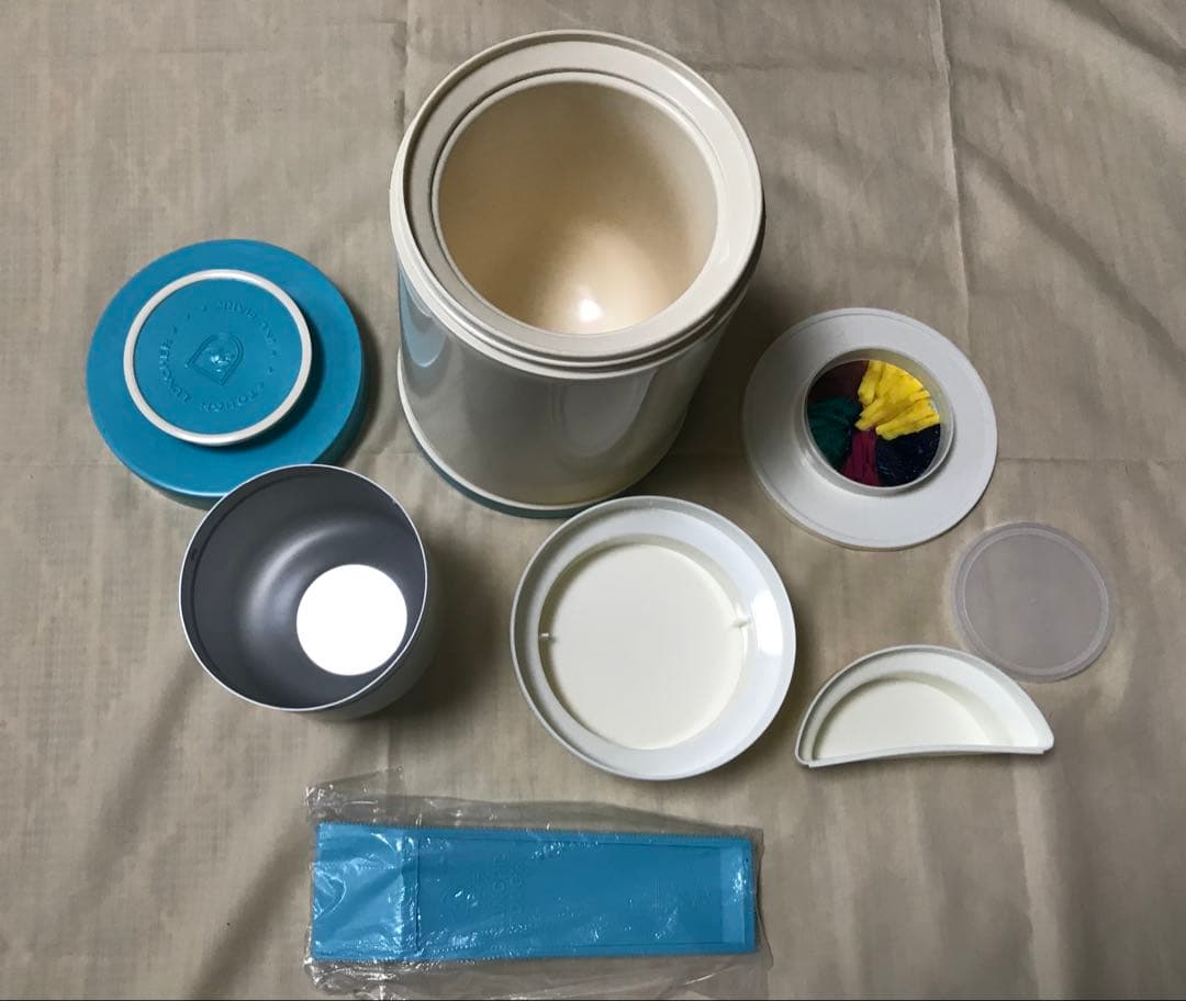 昭和レトロ　グロリア タフランチャーN型 保温弁当箱です。