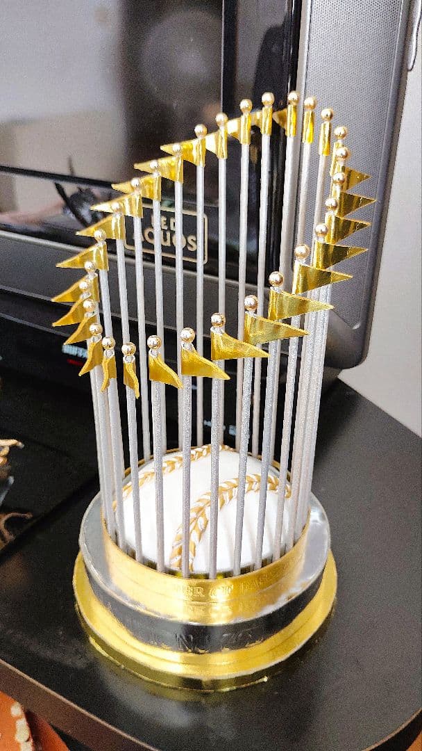 MLB ワールドシリーズ 優勝 トロフィー インテリア品（完全手作り品）