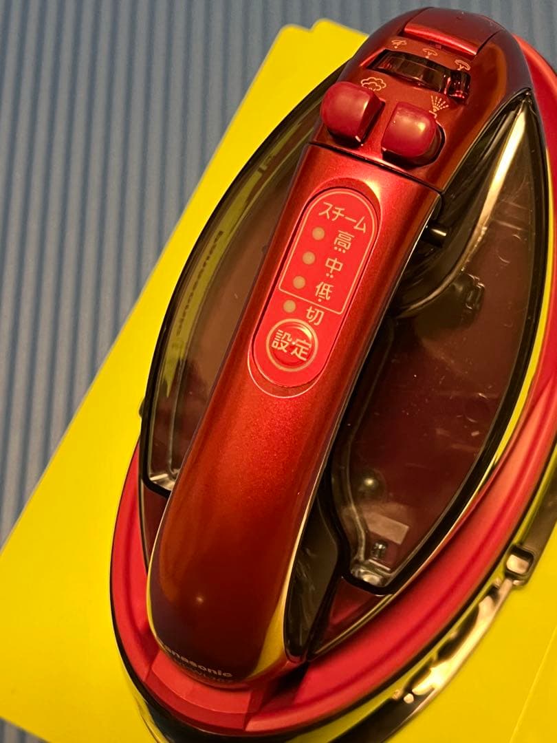 【超美品】パナソニック【高級アイロン】2022年式コードレス【NI-WL707】