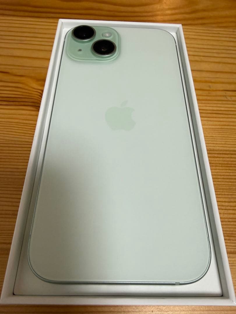 iPhone 15 128GB simフリー バッテリー残量100%！