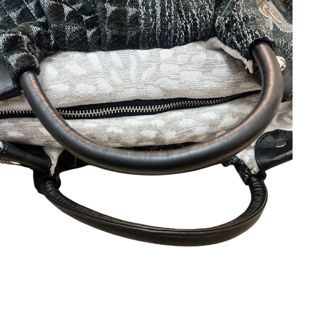 【極美品】Think Bee! ショルダーバッグ ラウンドアバウトミッドナイト