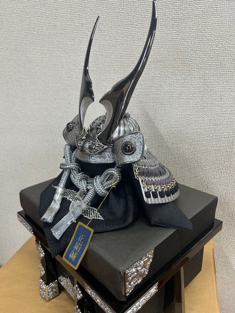 12号貫前ブロンズ兜