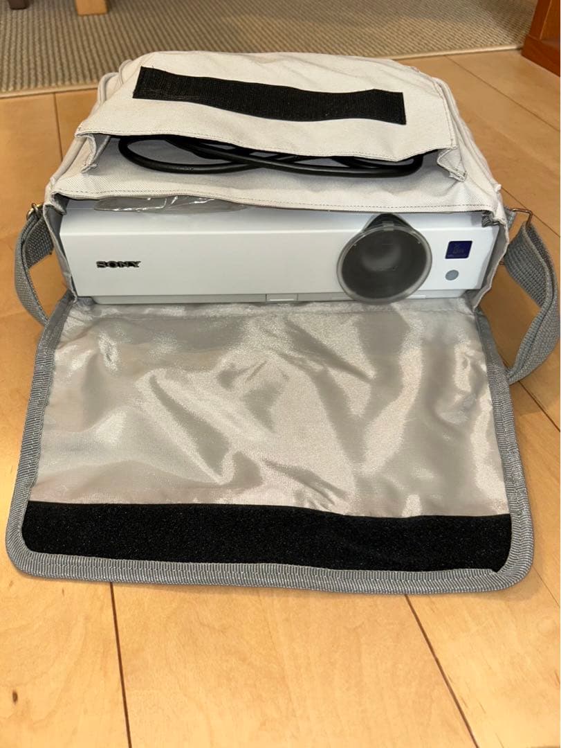 ゆうと　SONY データプロジェクター VPL-DX100