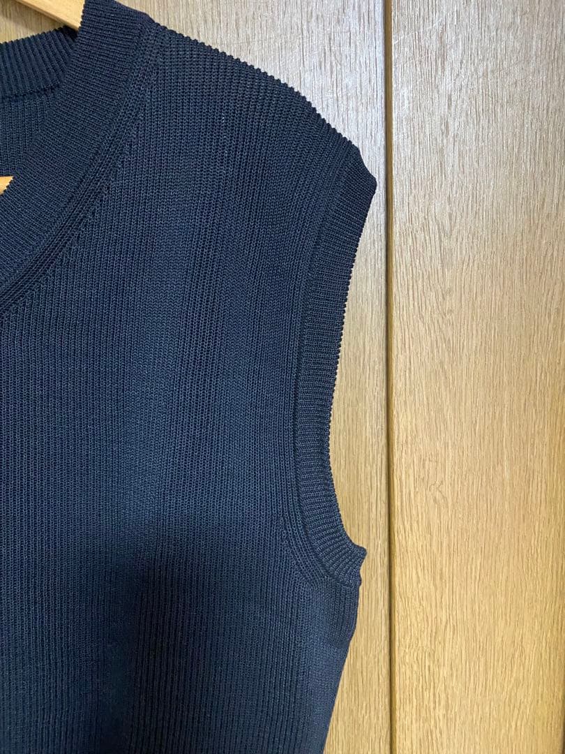 25SSAURALEEFLATYARN RIB KNIT VEST美品❗️