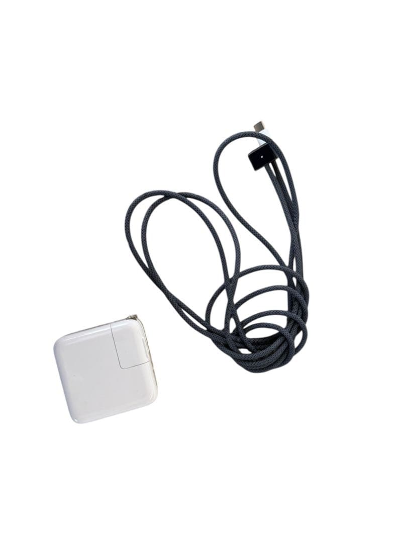 Apple MacBook air m2チップ　バッテリー95%