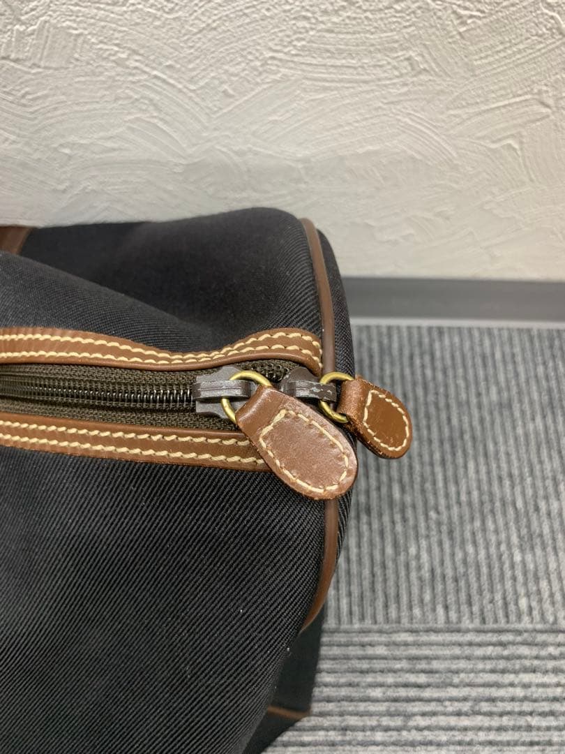 ハンティングワールド　ボストンバッグ