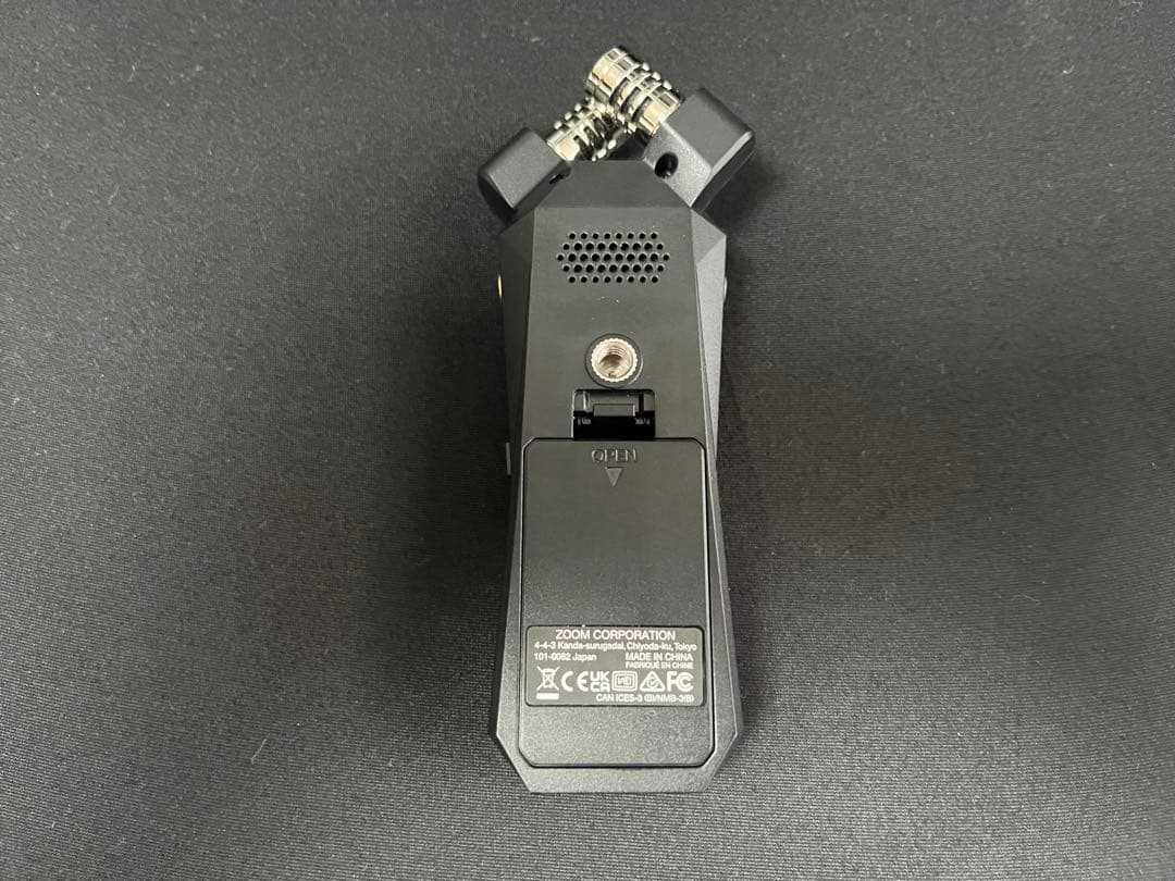 ZOOM H1essential ハンディレコーダー