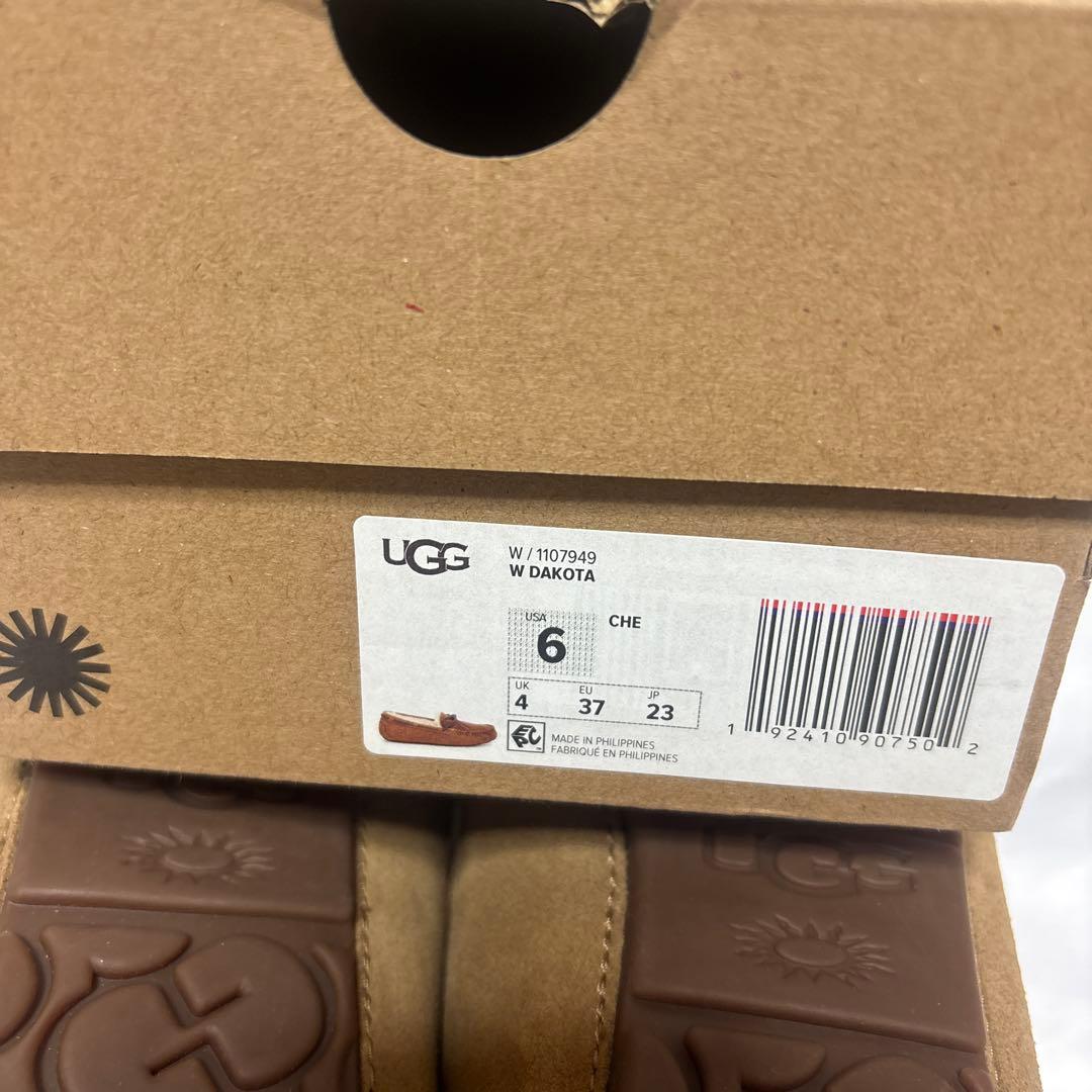新品　アグ　UGG W DAKOTA モカシン　23cm