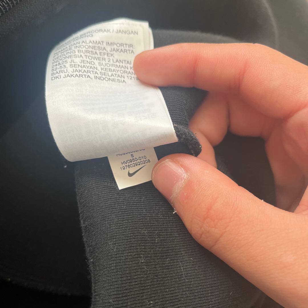 Nikeテックフリース