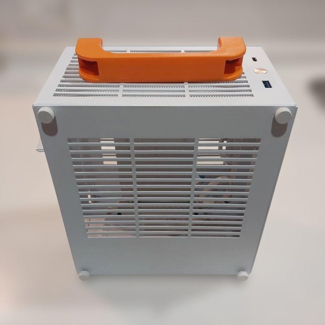 ITXケース SGPC K39 ライザーケーブル付