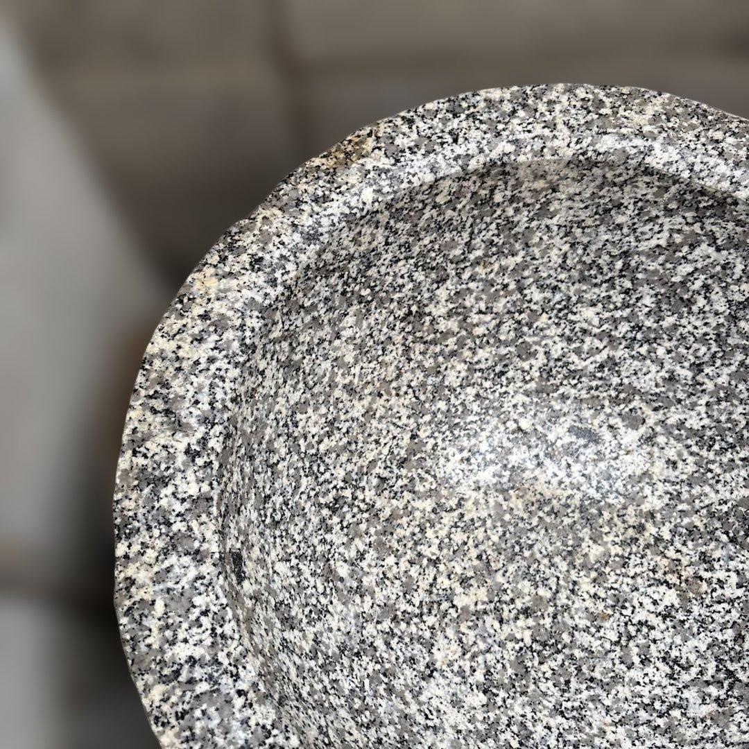 本格　イベント　餅つき　御影石　石臼　土台付き　大　直径約50cm