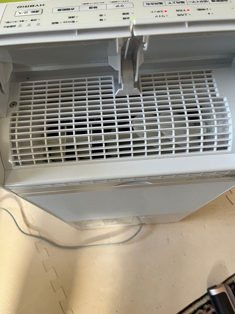 Nekoo 　2023年製　衣類乾燥除湿機「F-YHVX120」