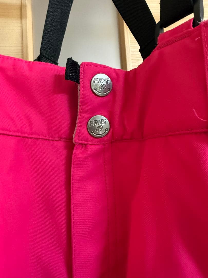 子供用スノーウエア、サイズ140 上下セット