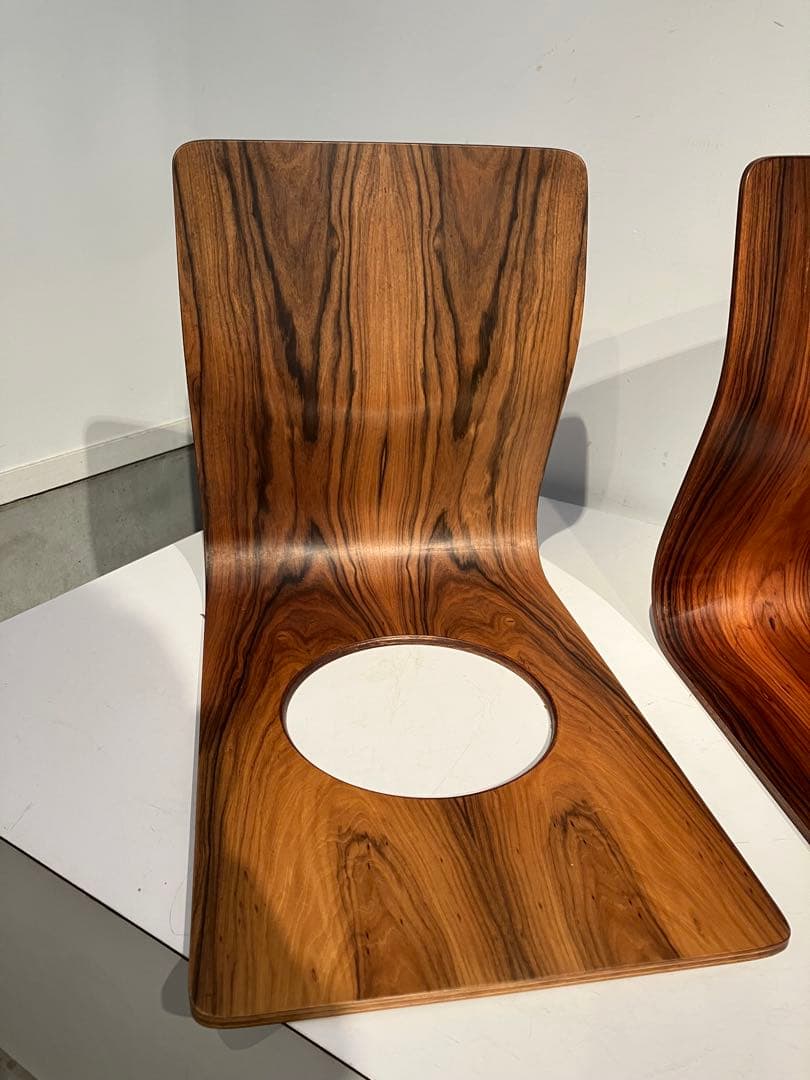 天童木工、藤森健次、座椅子、2脚、キツツキ、柳宗理、ミッドセンチュリー、モダン