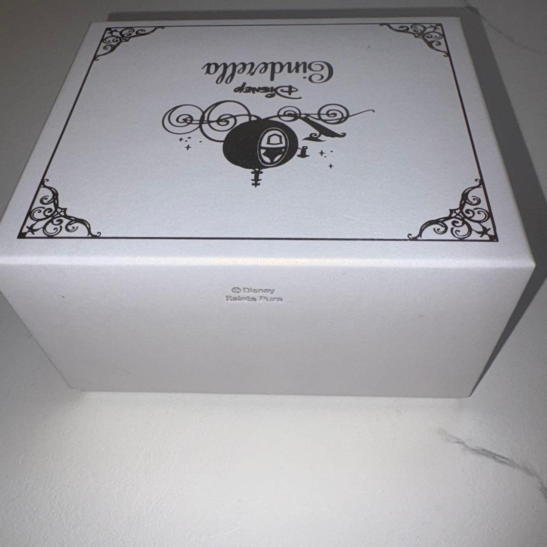 新品未使用品　Disney Cinderella オルゴール