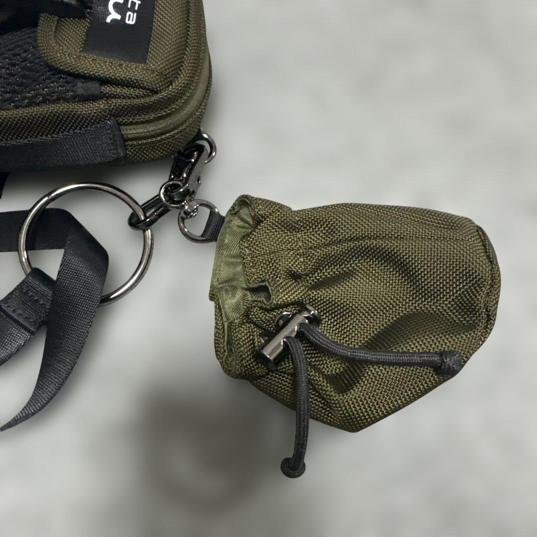 ムータ　ムータマリ　ショルダーバッグ　マルチポーチ　極美品　カーキ