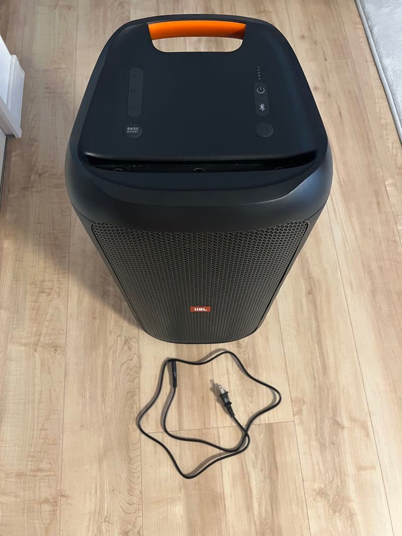 スピーカー・ウーファー JBL Partybox100