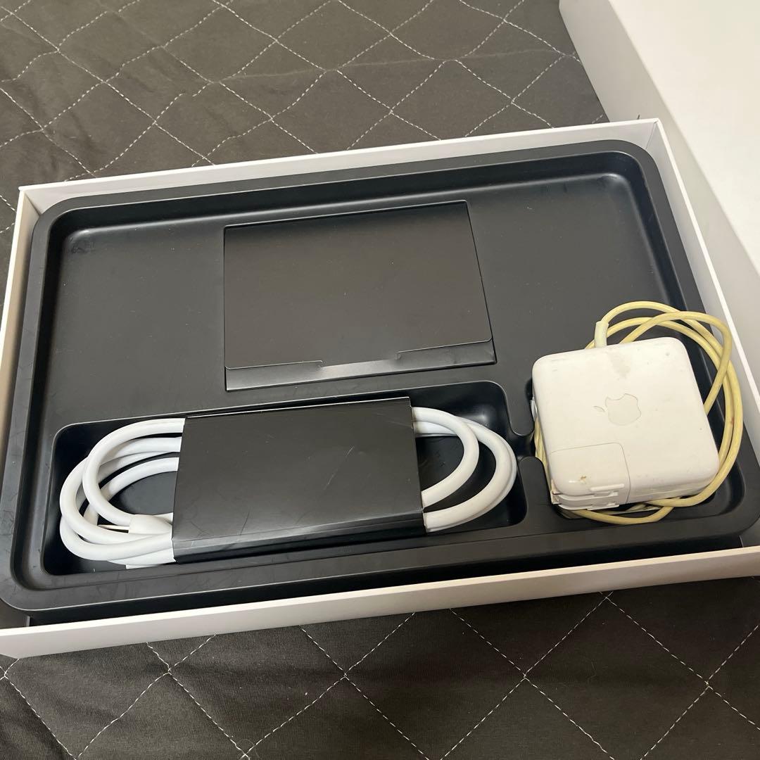 MacBook Air 11インチ 2015 SSD256GB 初期化済