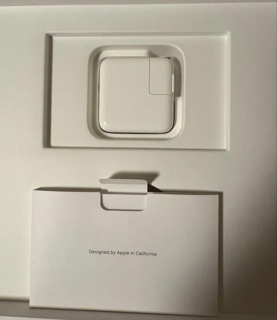 MacBook Air 13インチ シルバー Late 2020 256GB