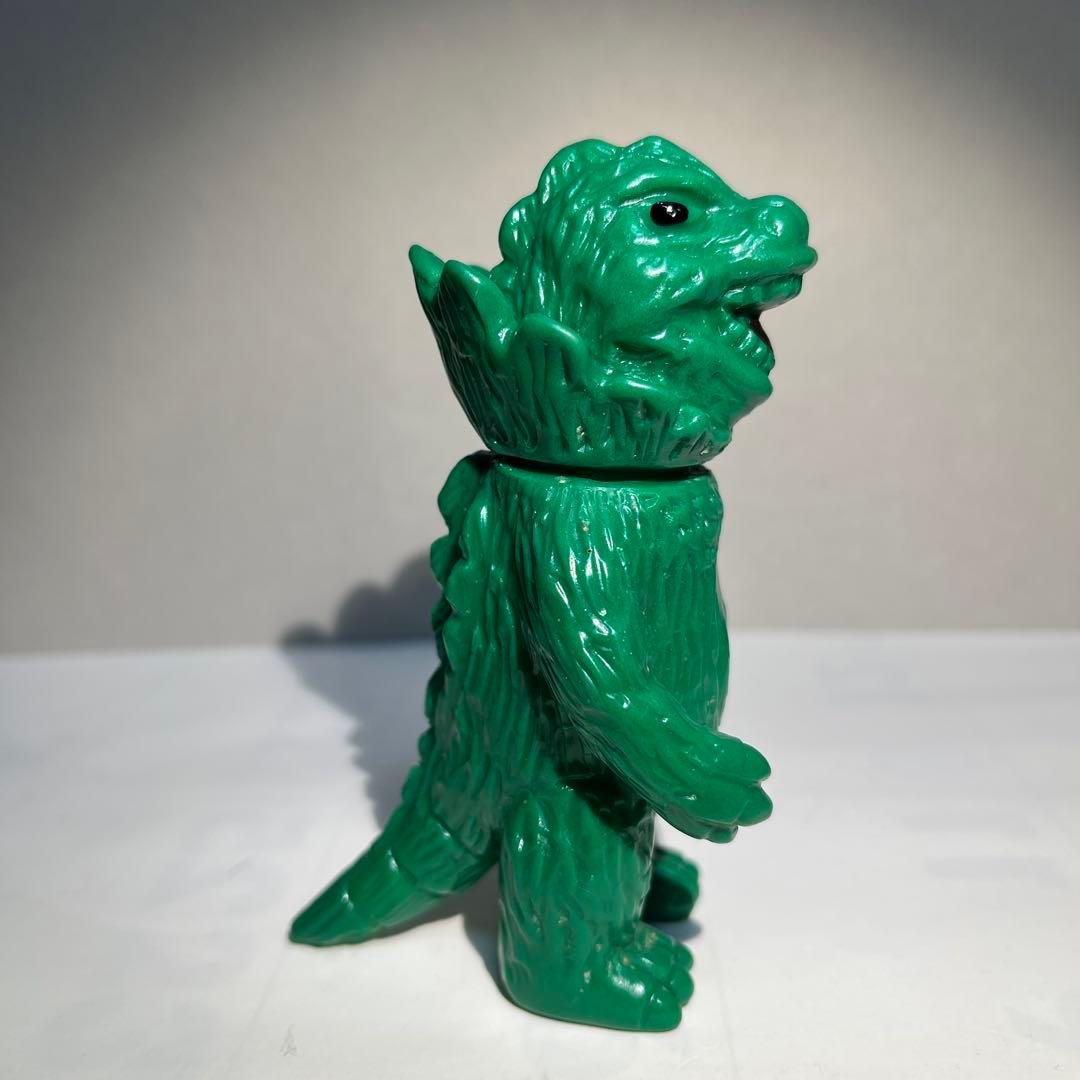 ブルマァク　ジラース　ソフビ