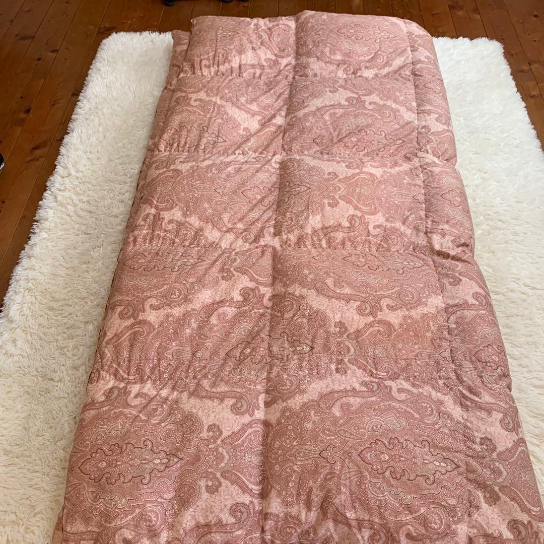 ペイズリー柄ピンク掛け布団 ダブル　高級羽毛布団