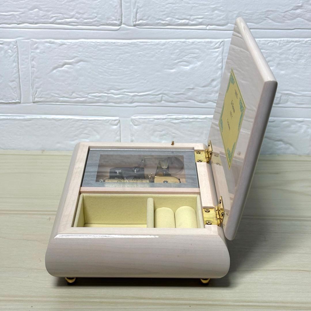 【美品】ウッドニー 30弁 オルゴール ミーティス ホワイト WOODNY