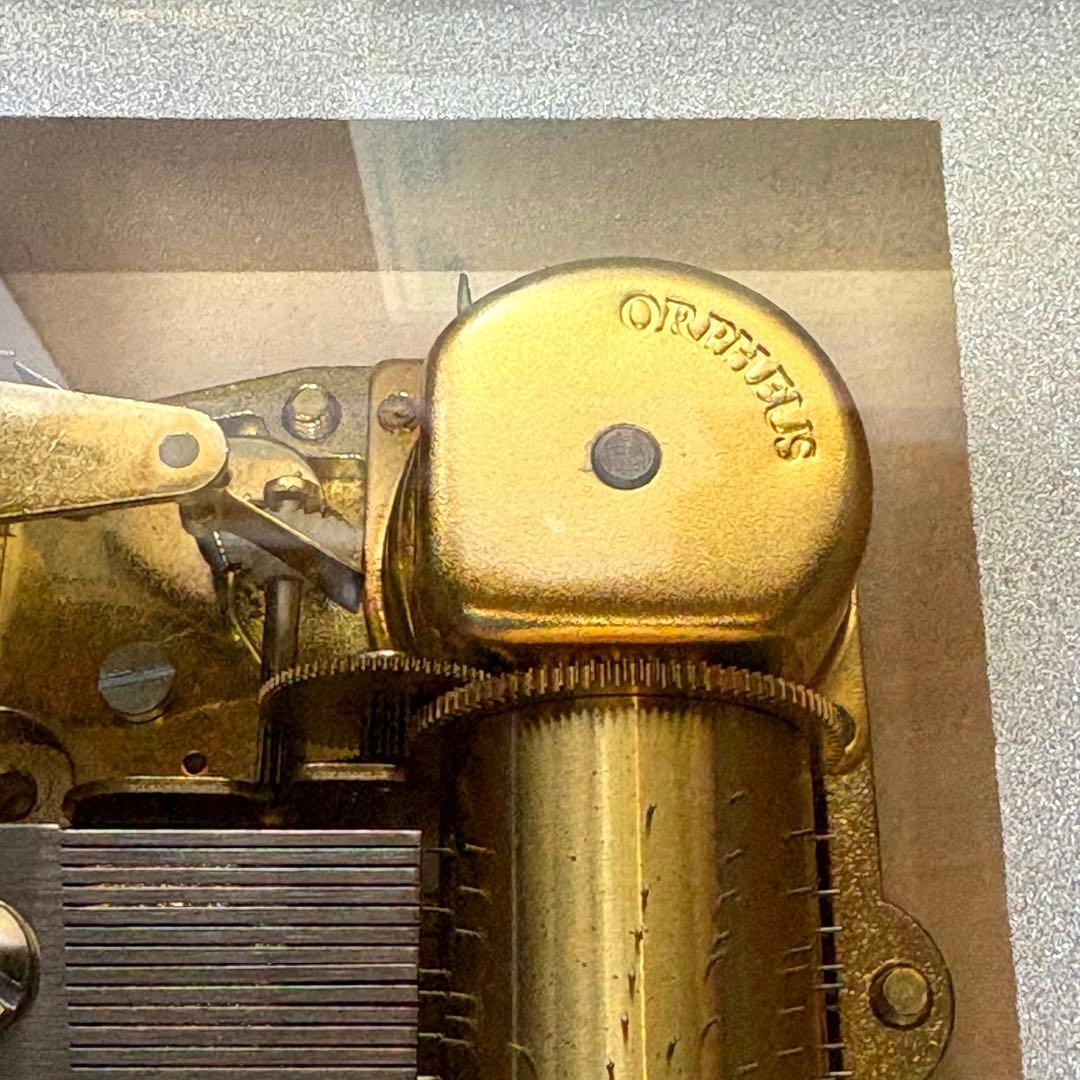 【美品】ウッドニー 30弁 オルゴール ミーティス ホワイト WOODNY