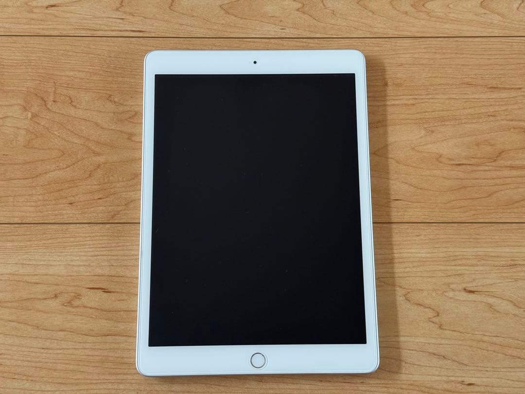 元箱付　APPLE iPad 7th Wi-Fi 32GB 第7世代