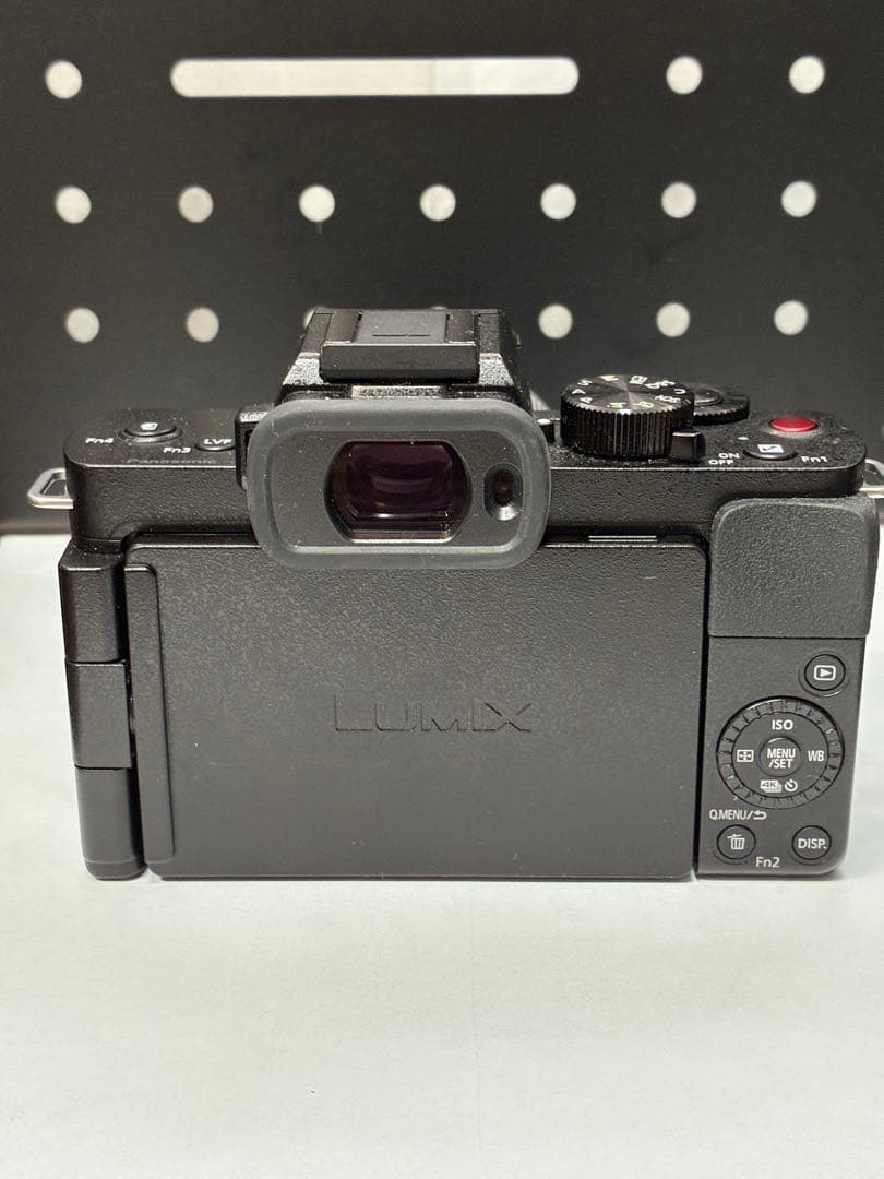 美品　LUMIX G100Dパナソニックミラーレス一眼　標準ズームレンズセット